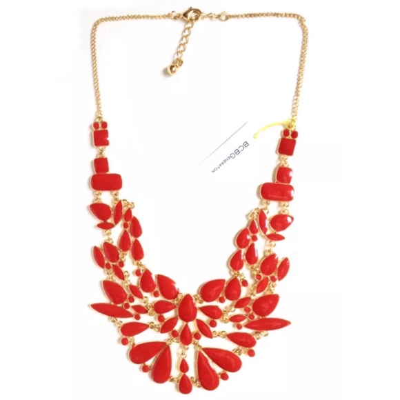 BCBGENERATION NECKLACE COLLAR GOLD TONE RED BIB - Picture 1 of 6